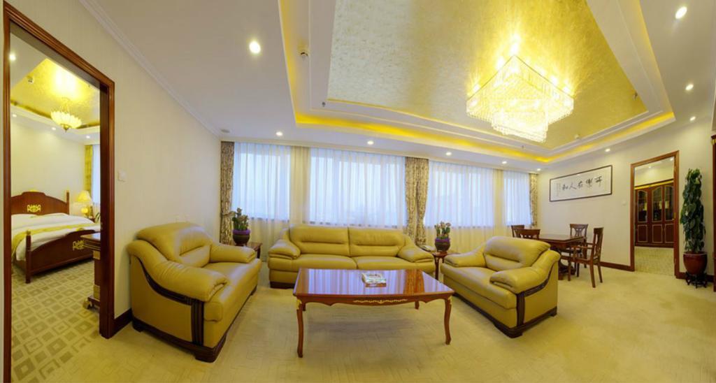 Plaza Hotel Beijing Exterior foto